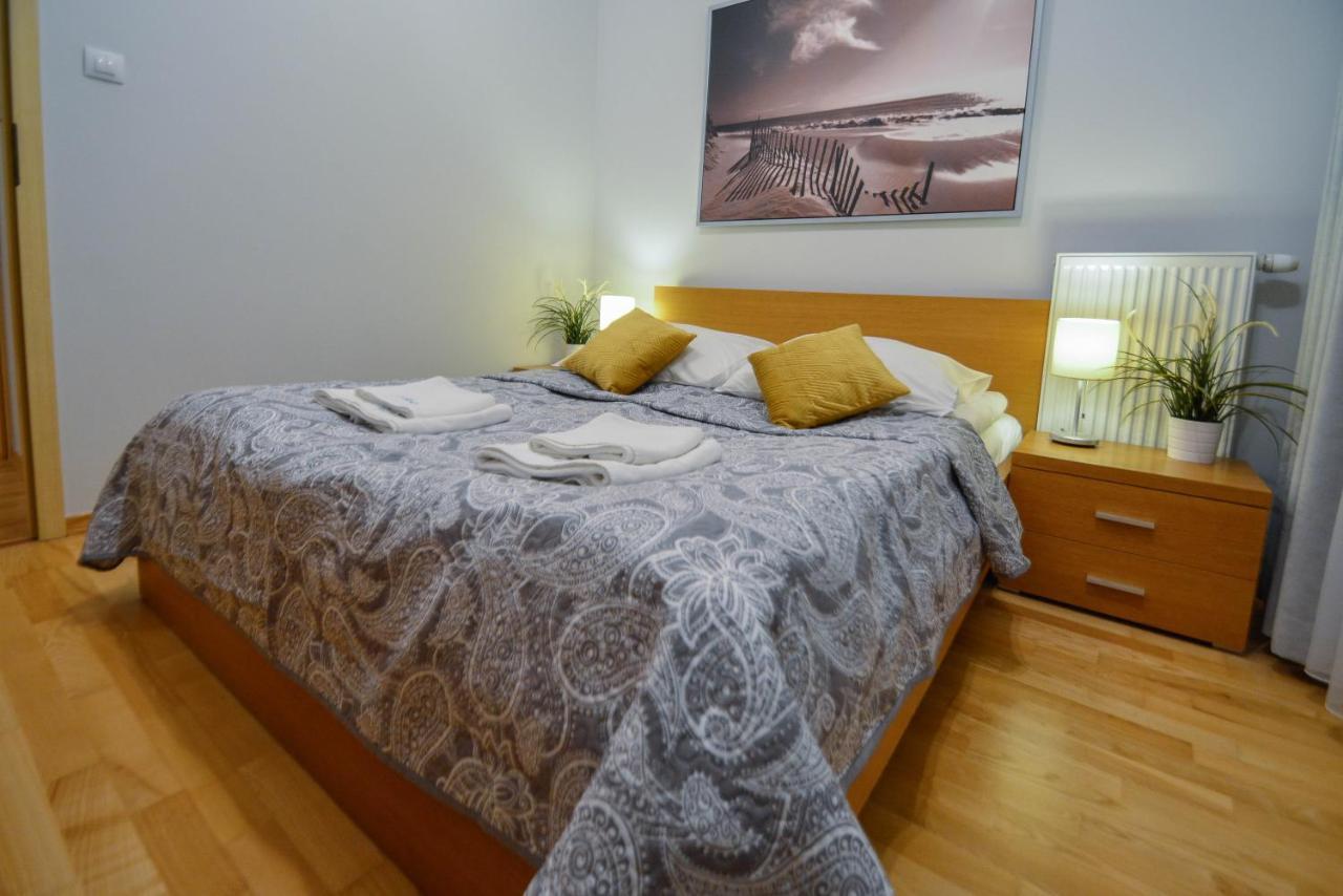 Na Wyspie - Casa Marina - Parking Apartment