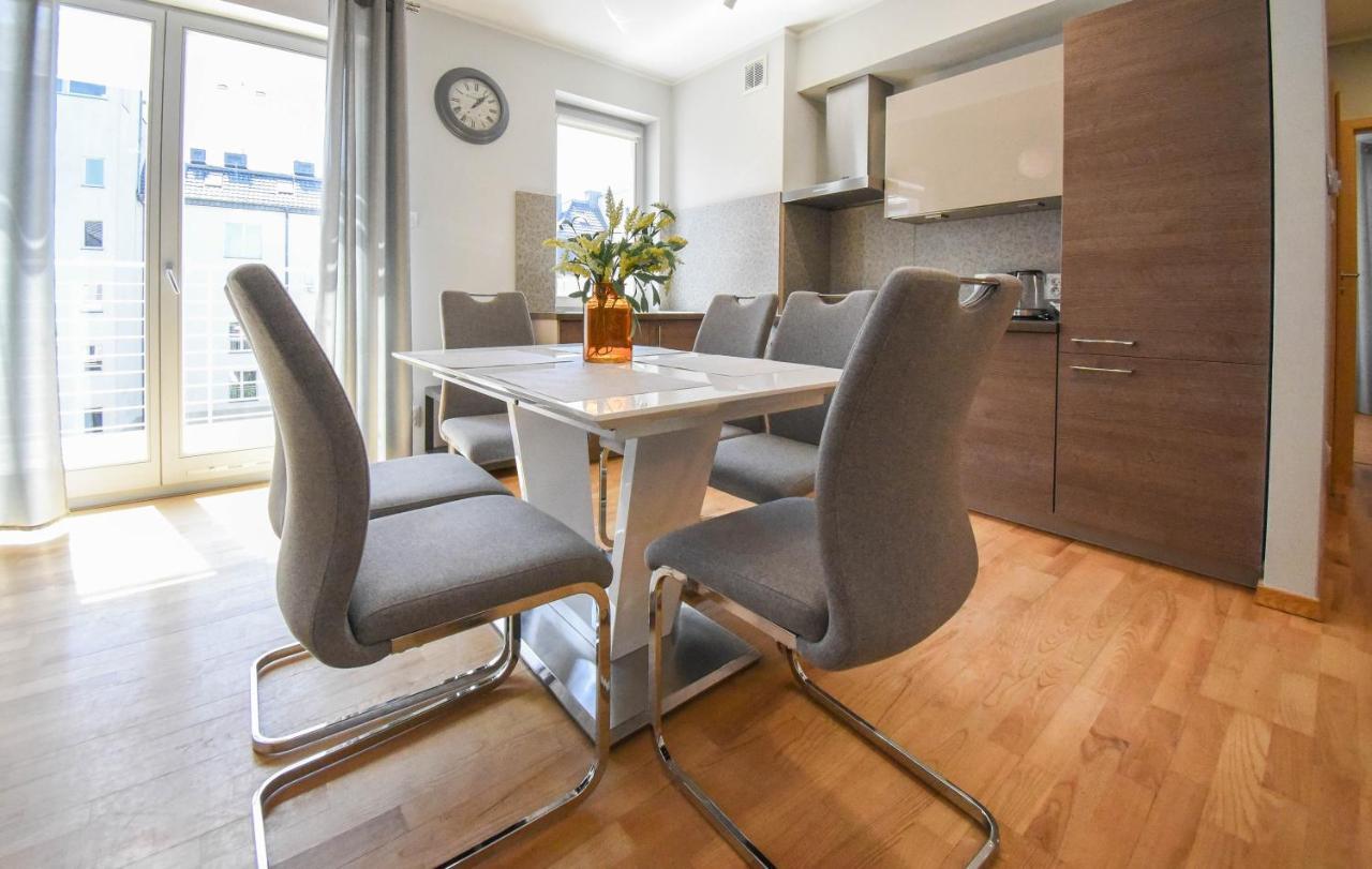 Na Wyspie - Casa Marina - Parking Apartment Swinoujscie