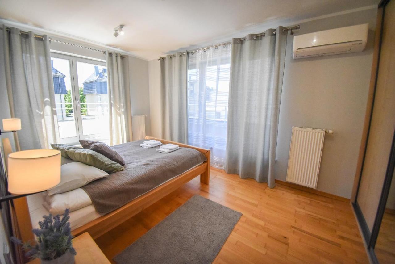 Na Wyspie - Casa Marina - Parking Apartment